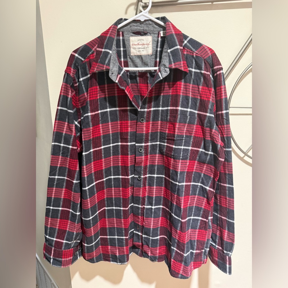 Weatherproof Vintage Red and Black Plaid Men's Shirt, Size XL 100% Cotton